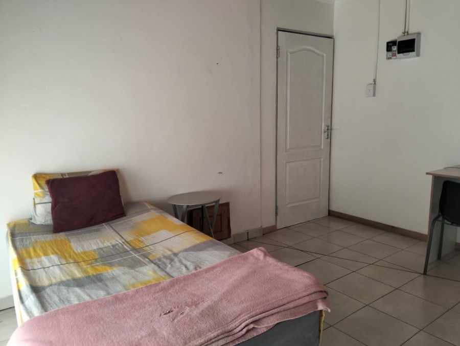 17 Bedroom Property for Sale in Universitas Free State